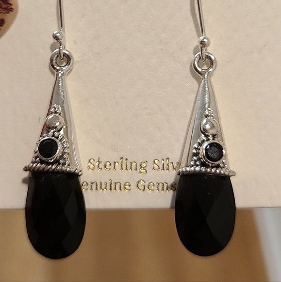 SHIVAM STERLING SILVER BLACK ONYX CONE TEARDROP TRIBAL ETCHED EARRINGS - Picture 5 of 9